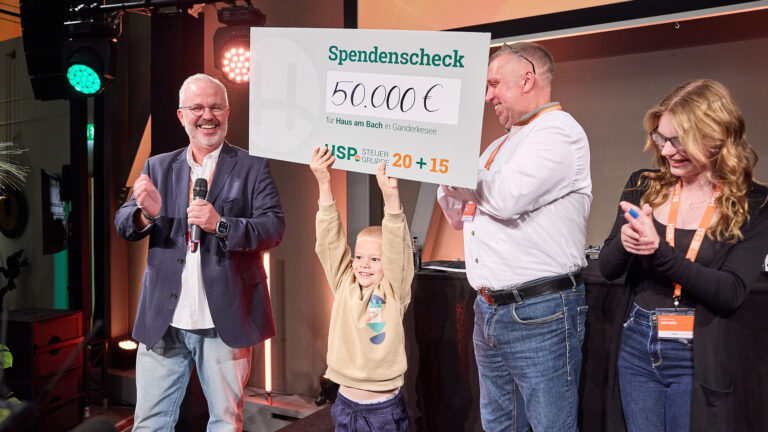 Doppeltes Jubiläum bei HSP und tolle Spende für Kinder- und Jugendhilfe